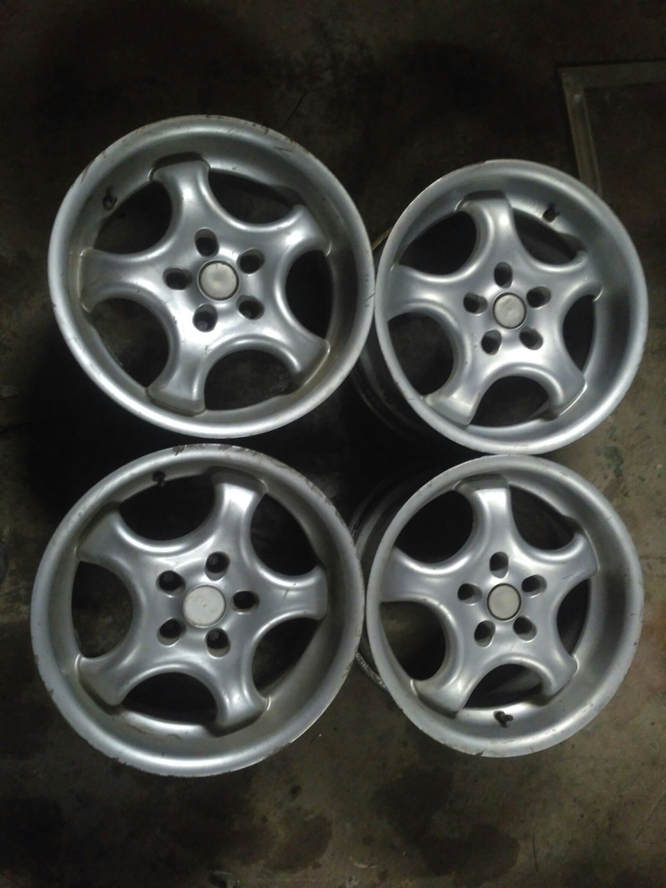 Dezent 16 et25 7,5 2