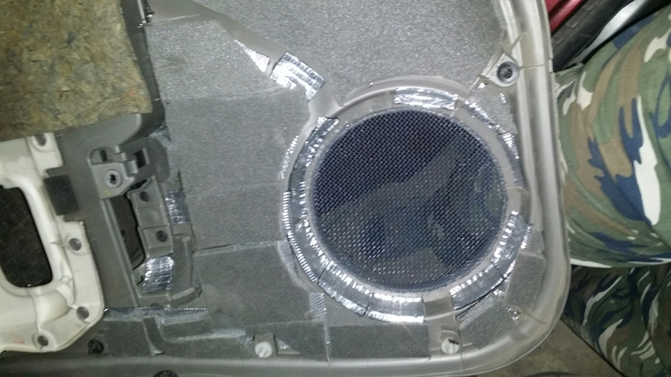Dynaudio 8 20 см в nissan xtrail t30 +1 двері) 5