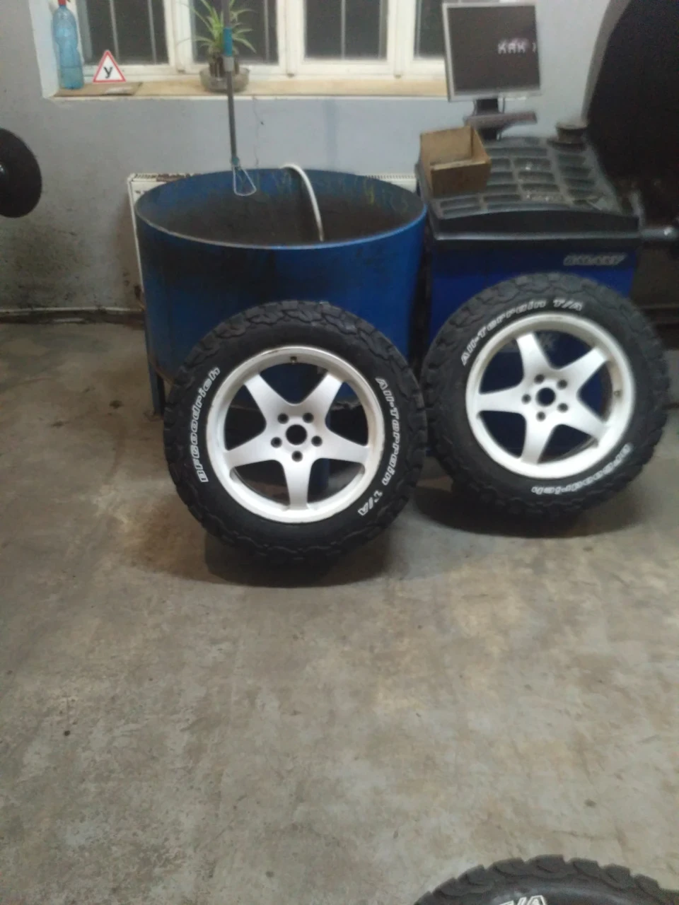 Slik L703 R17, 7,5 ET45 bfgoodrich all terrain a/t ko2 225/65/17