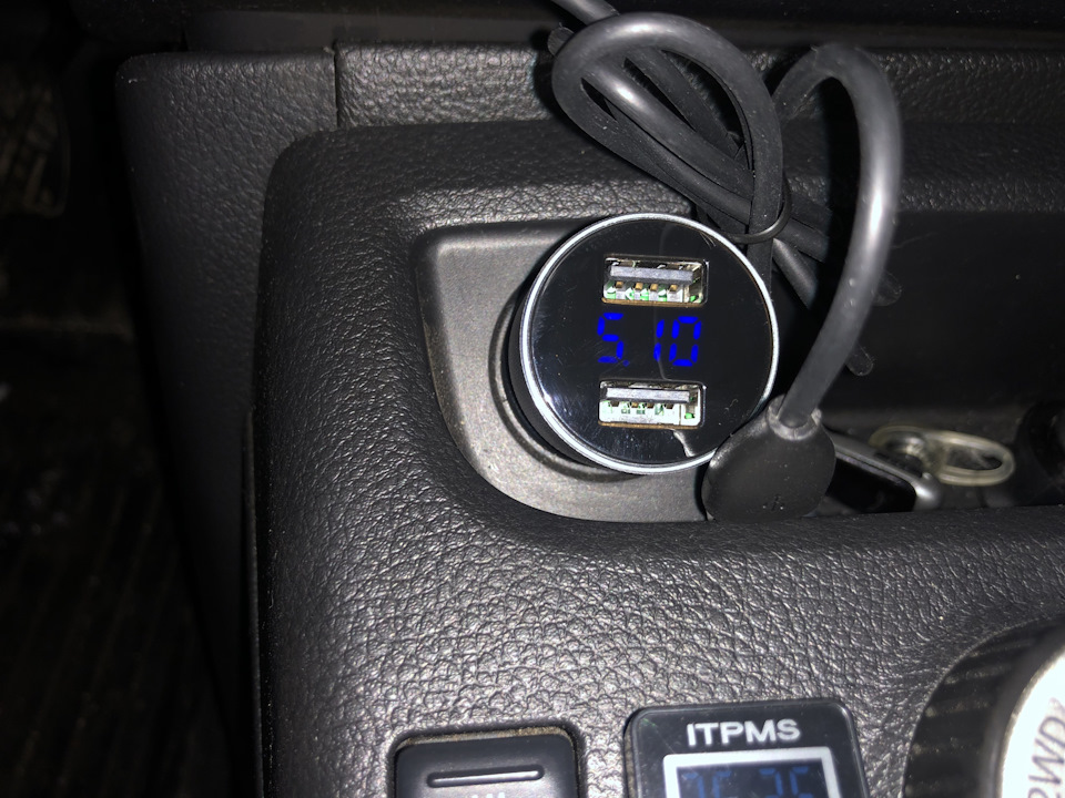 USB в прикурювач 2