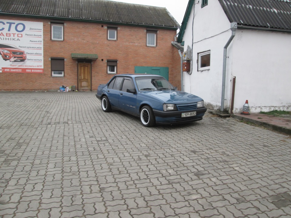 Кілька фотографій. 2