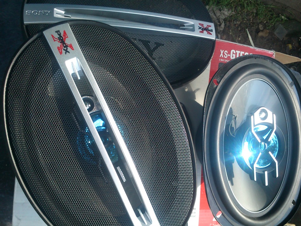 Sony XPlod XS-GTF6925B 2