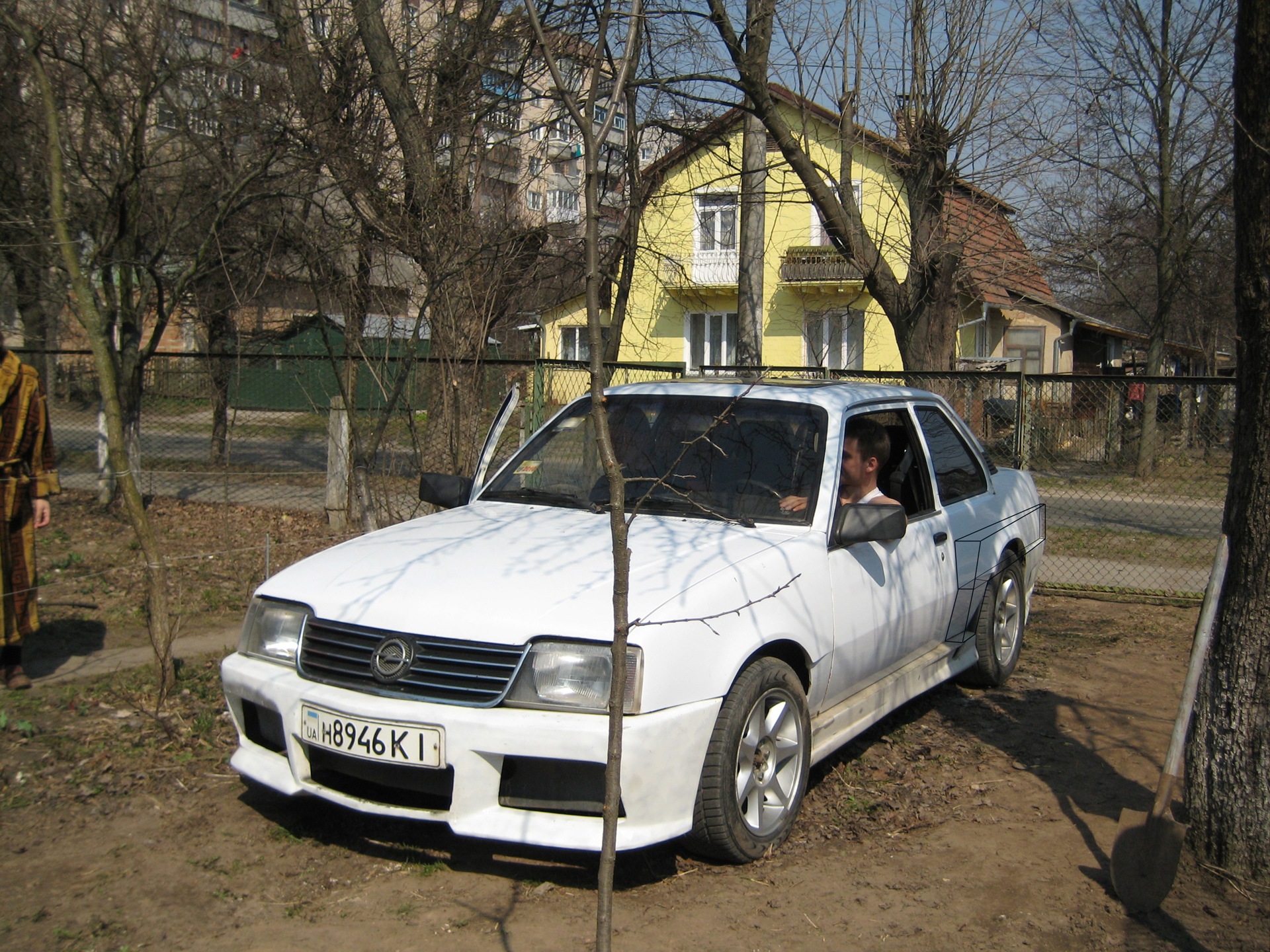 КУЗІВ 1
