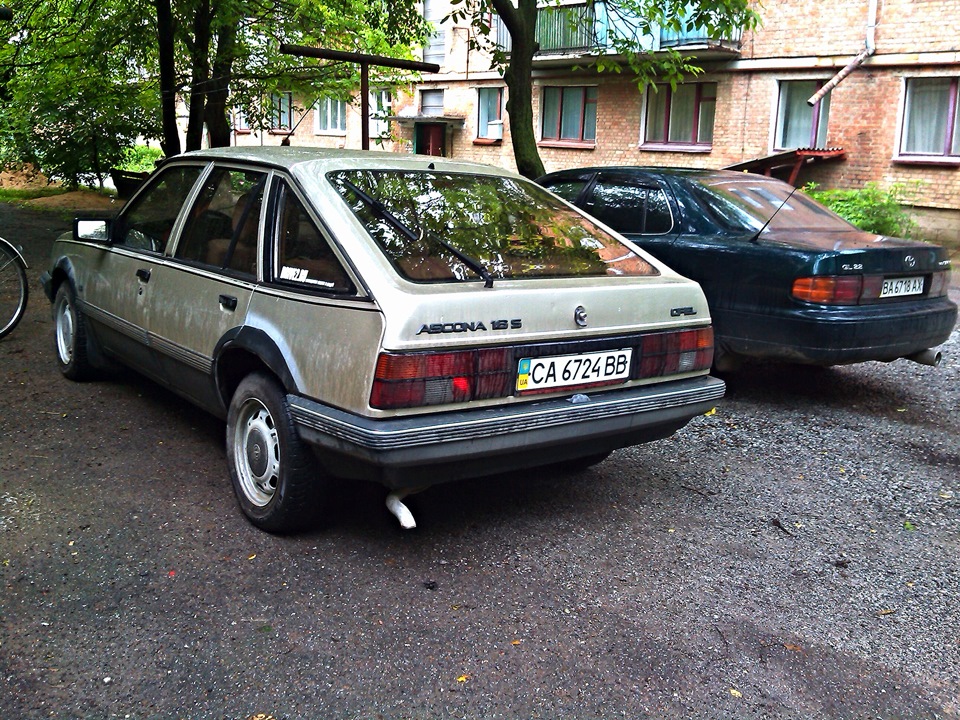 Наклейка 1