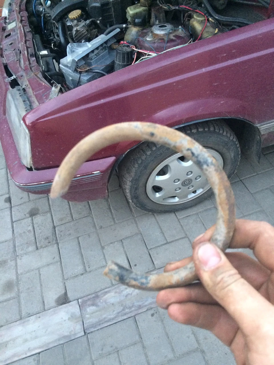 Знайшов че тарахтит!