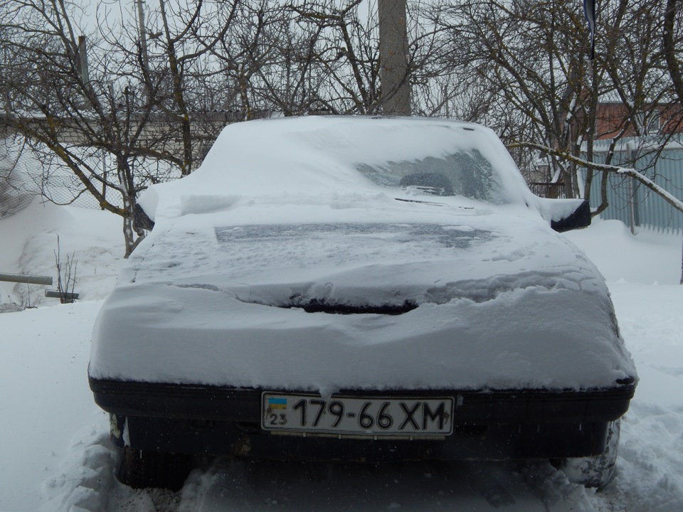 У Весна 3