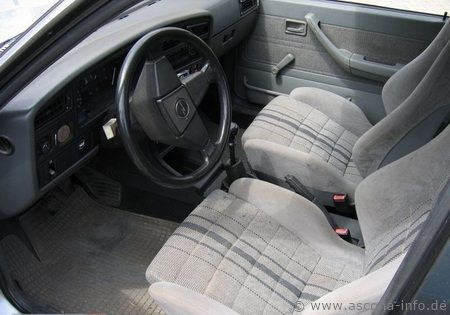 Opel Ascona C GT? 1