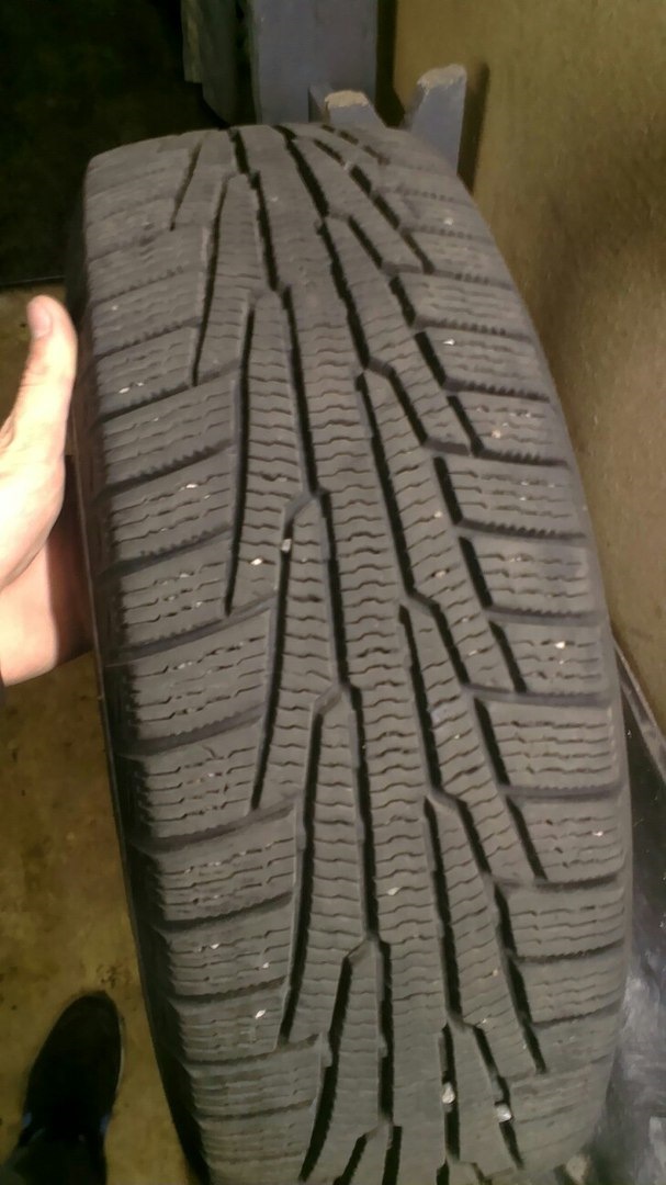 Шини Nokian185 60 R14 2