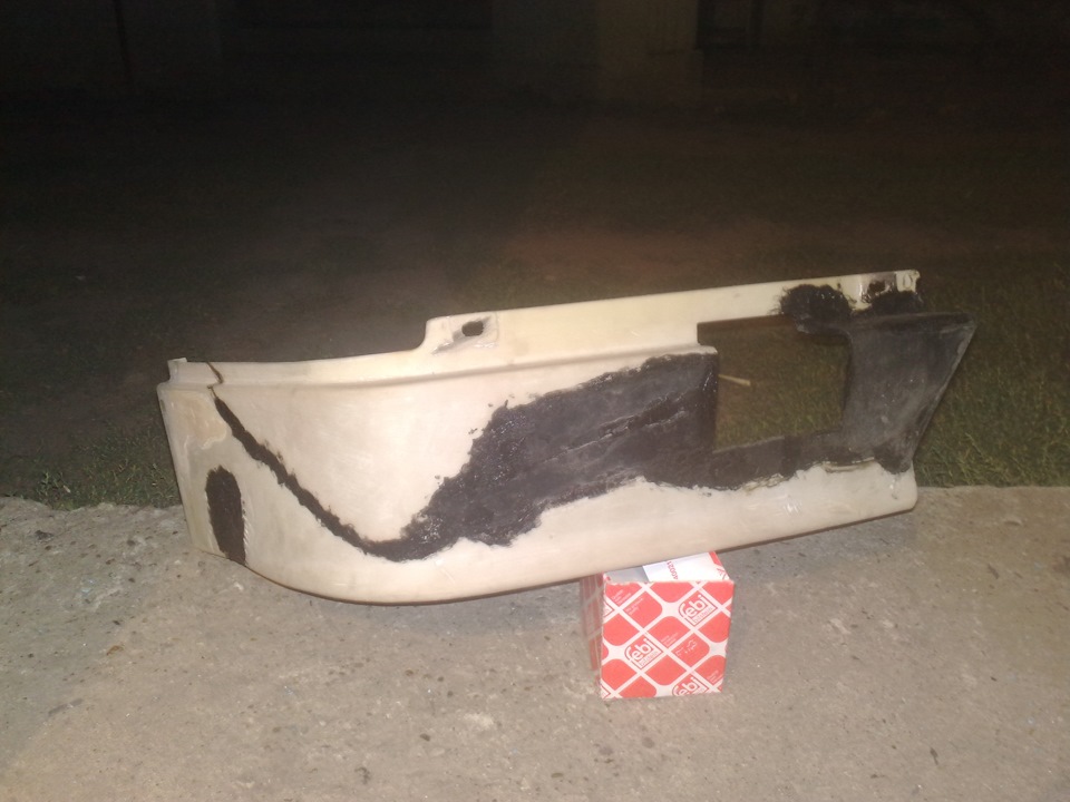 спідниця або нижня губа продовження 2