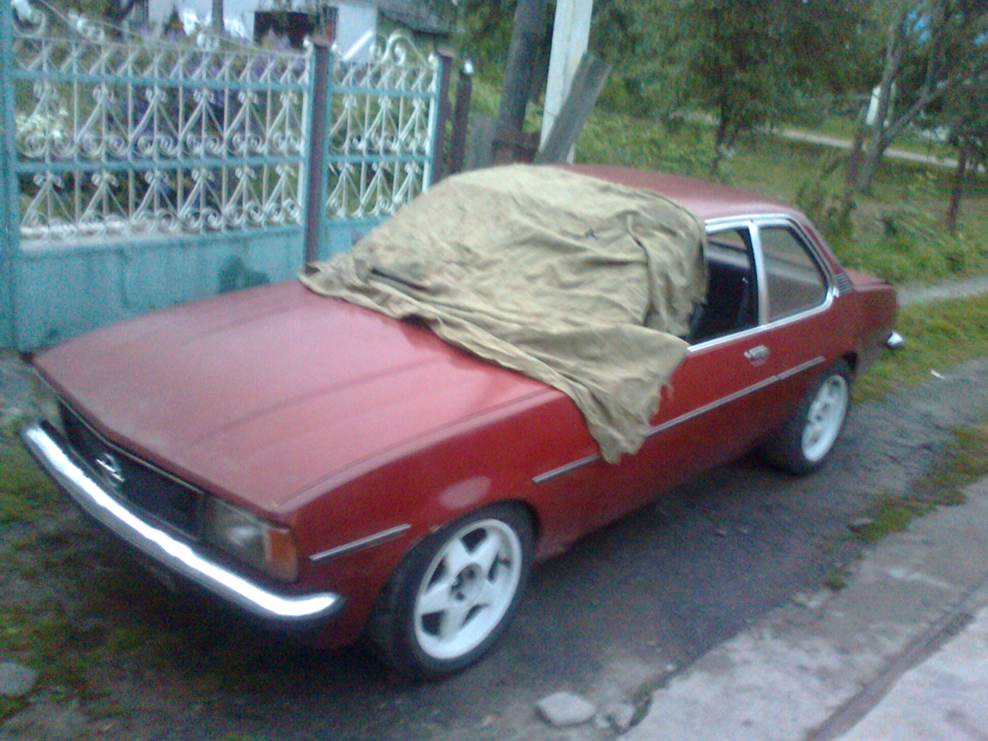 нижче, ще нижче... 1