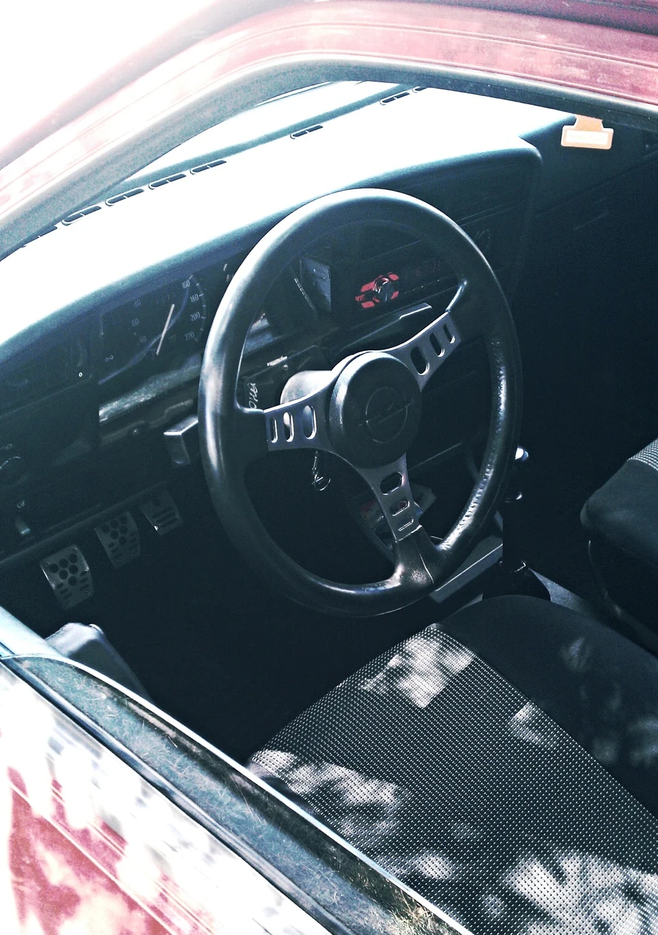 Old school sport steering wheel from opel manta!