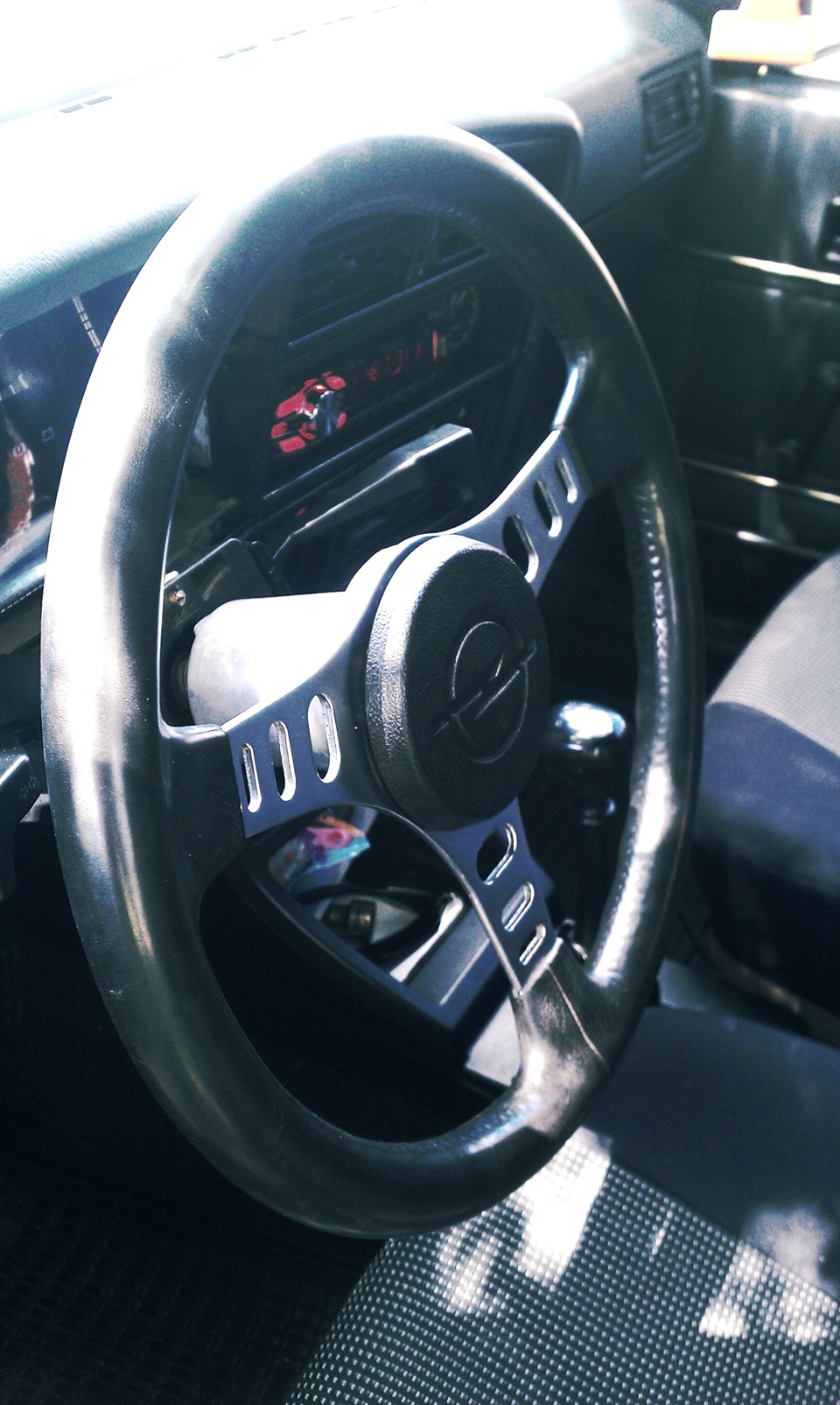 Old school sport steering wheel from opel manta! 2