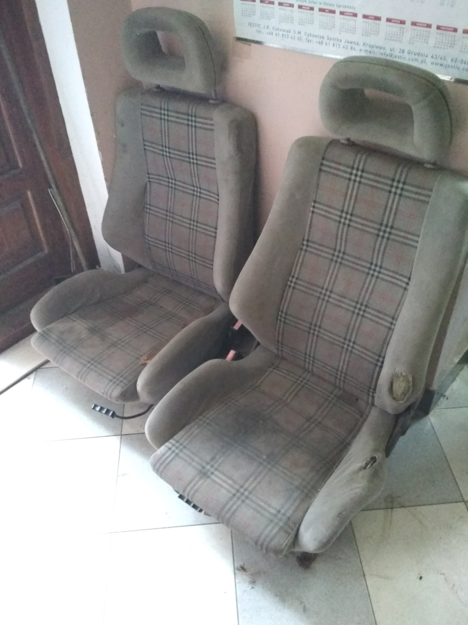 SITZ VORN SPORT Recaro. 5