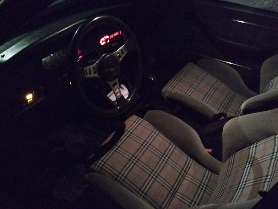 SITZ VORN SPORT Recaro. 2