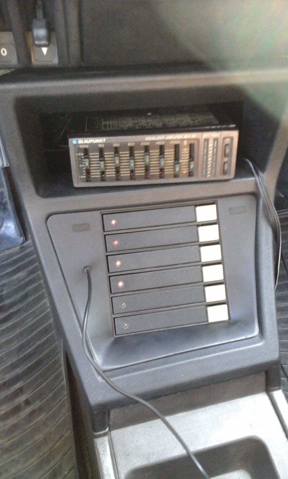 Blaupunkt SC202 впровадження AUX 4