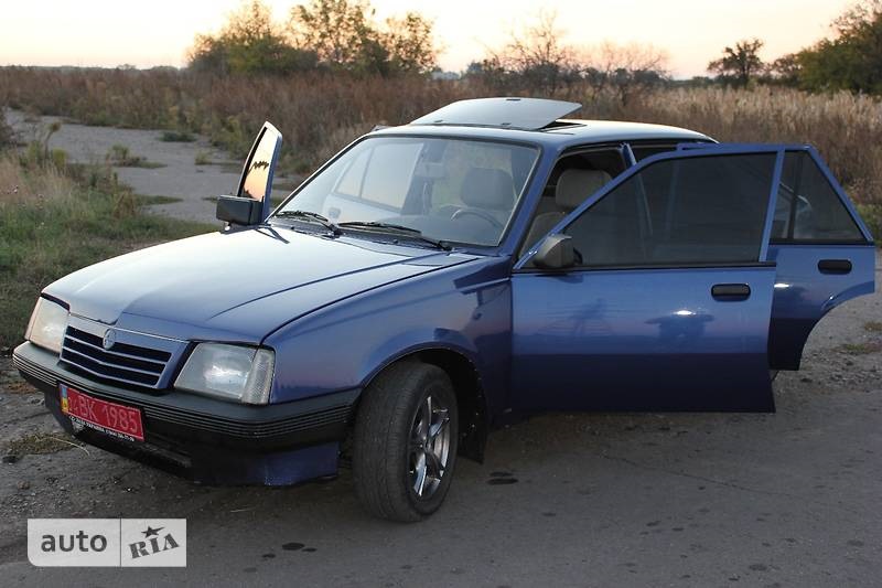 Продам Opel Ascona LS 1