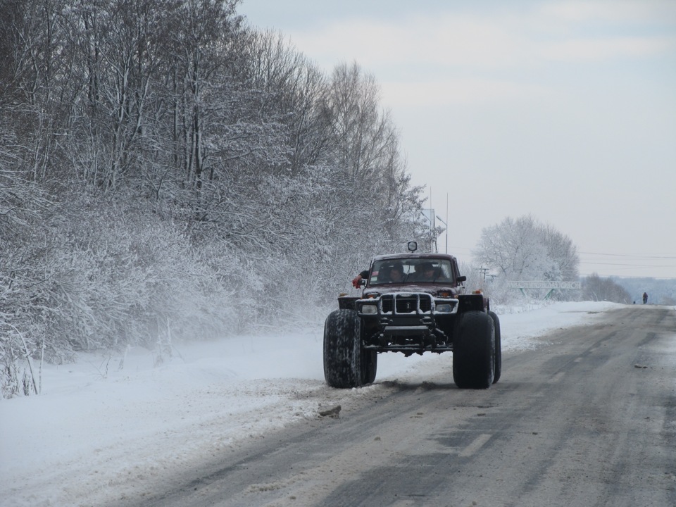 Тільки повернувся з поїздки та … 1