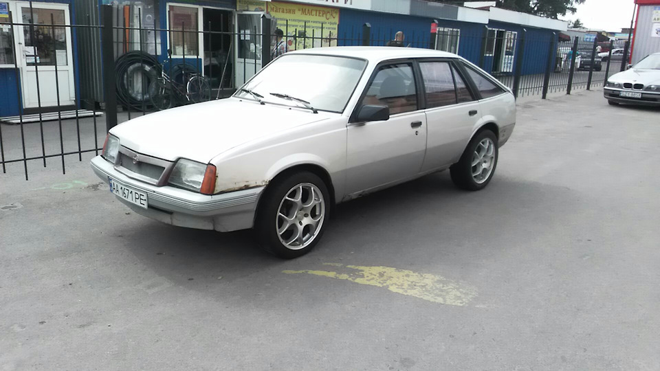 На Лобутенах н@х 2