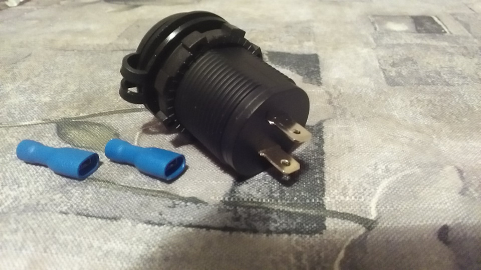 USB заряджання в торпеду 2