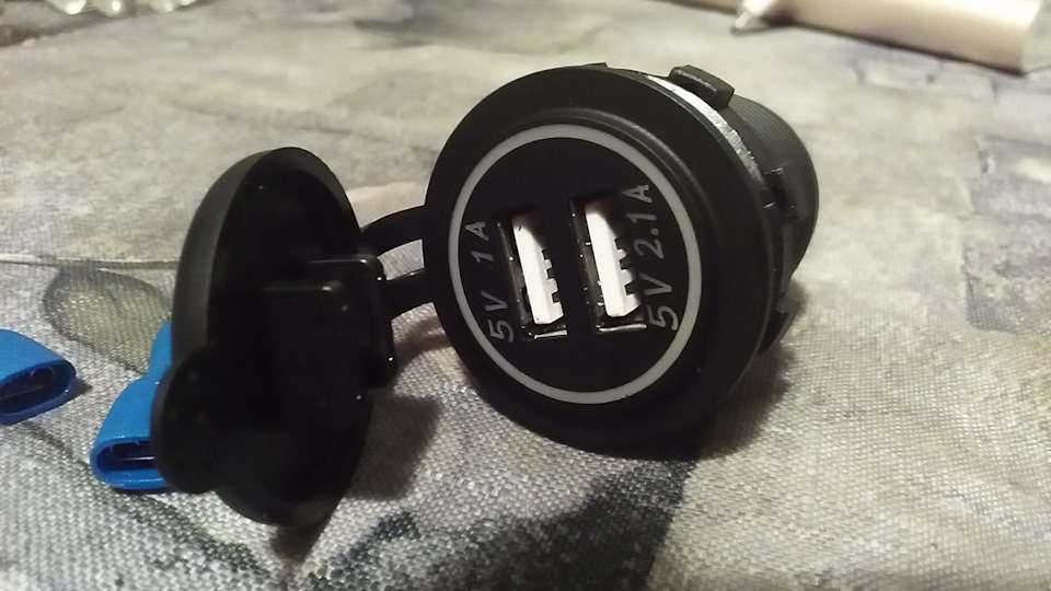 USB заряджання в торпеду 1