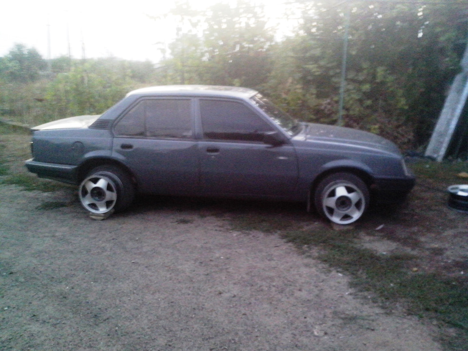 тапки в пору R15 =) 3