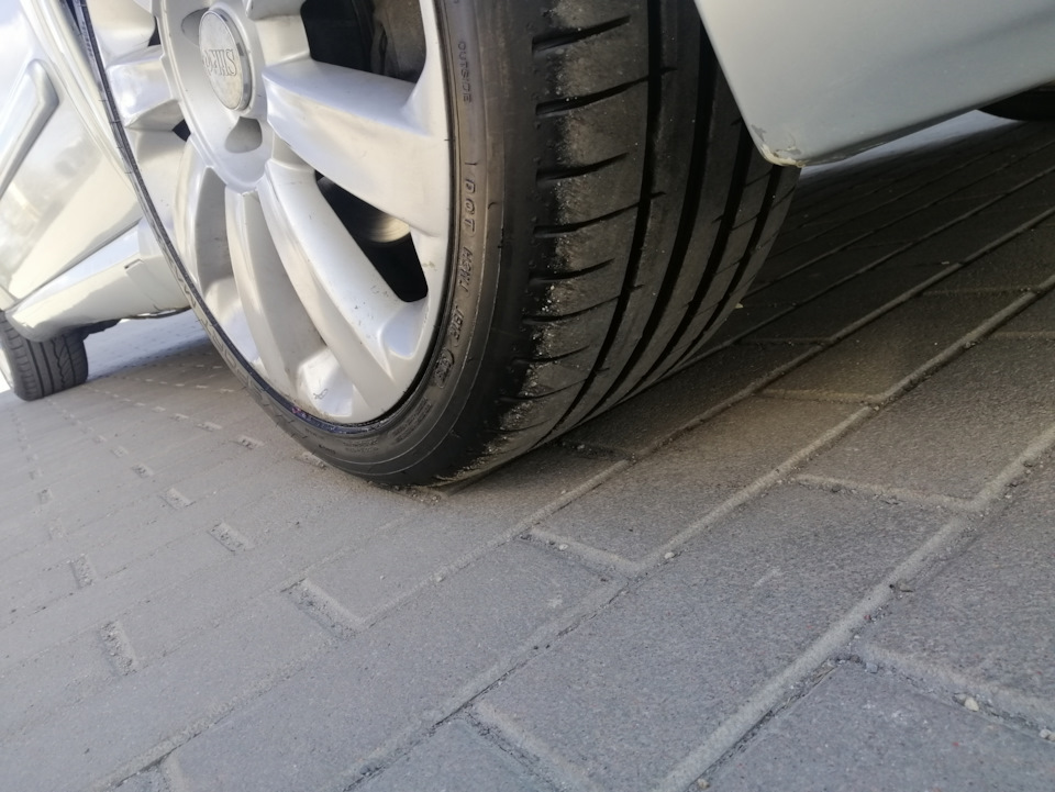 Нова гума Dunlop Sport Maxx 3
