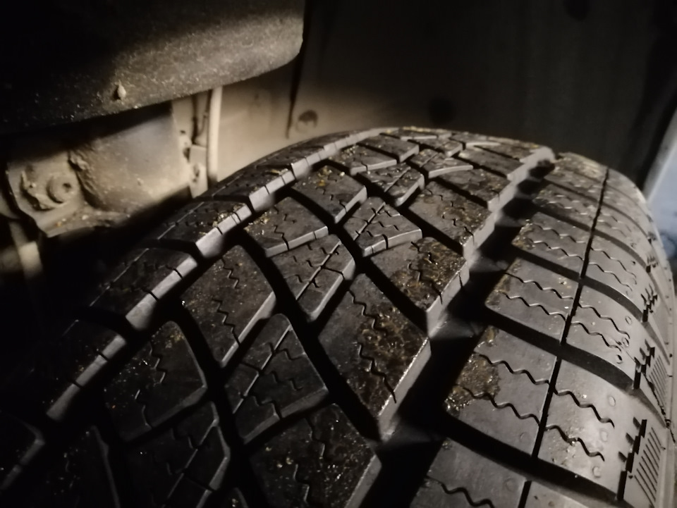 Нова зимова гума Dunlop 2