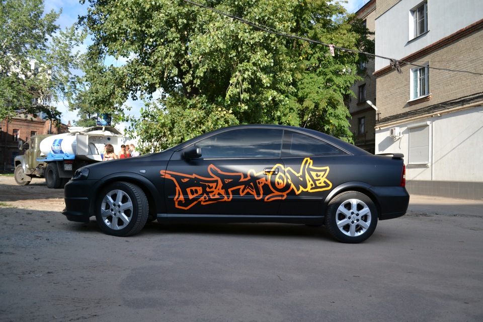 Наклейка на авто ! дуркував =)) 3