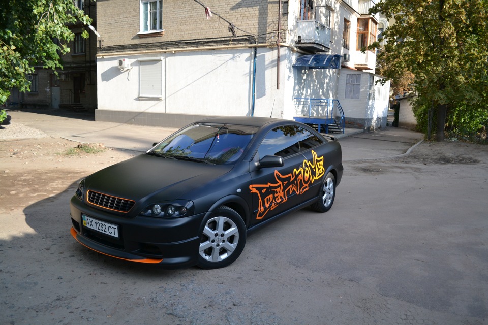 Наклейка на авто ! дуркував =)) 1