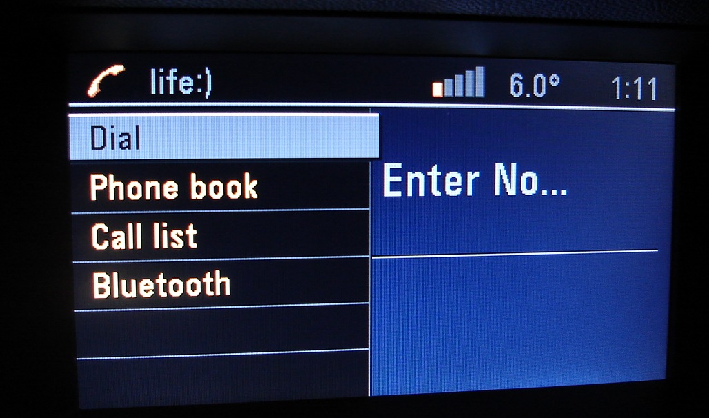 штатний Bluetooth (гучний зв'язок) 3