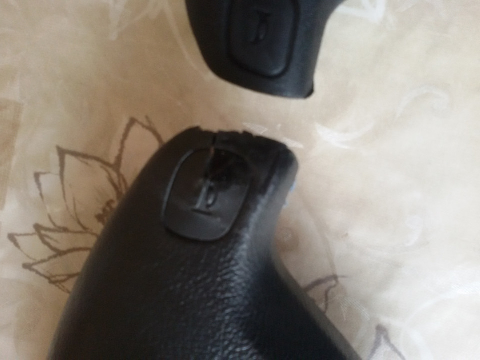 Заміна накладки керма (airbag) 2