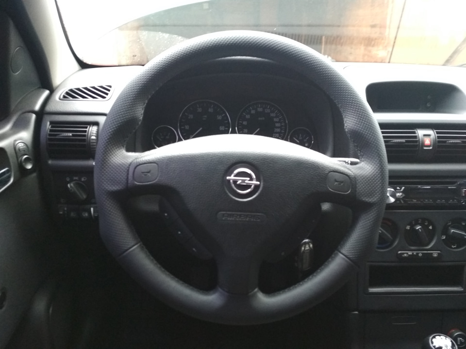 Руль OPC 4
