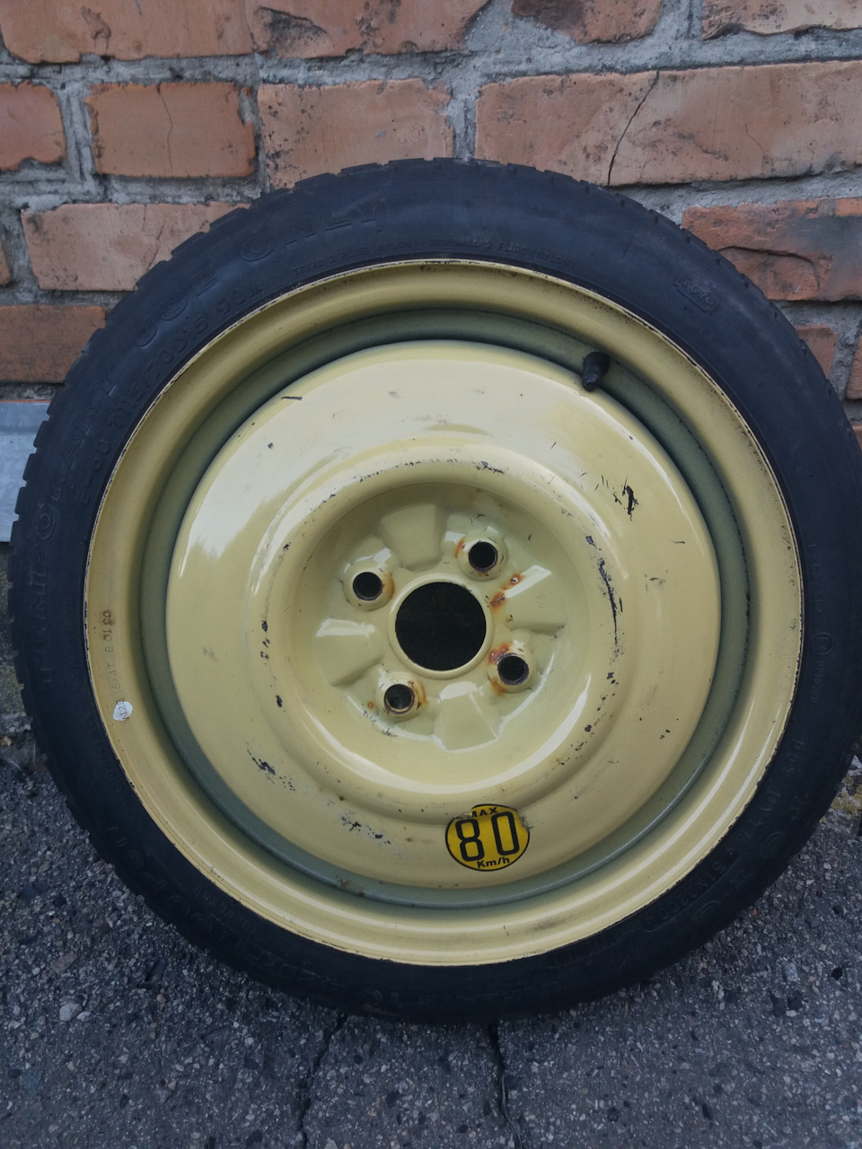 продам комплект оригінальних дисків R15 4