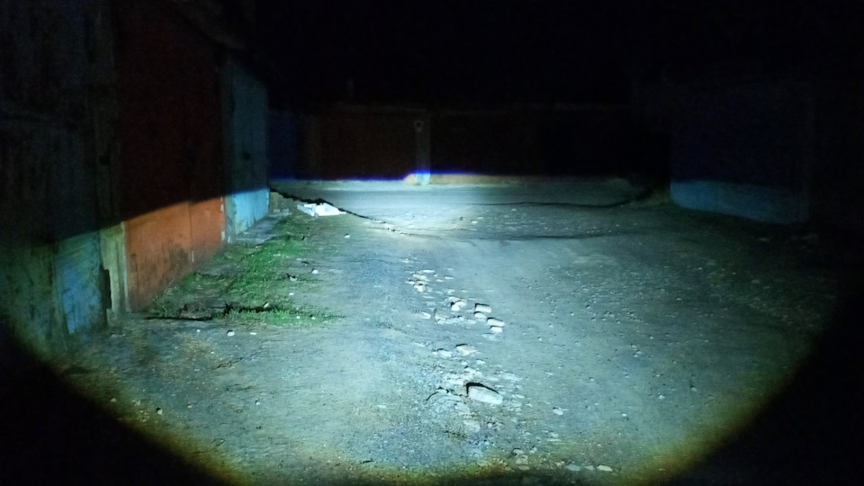 Bi-Led лінзи у фару DEPO 2