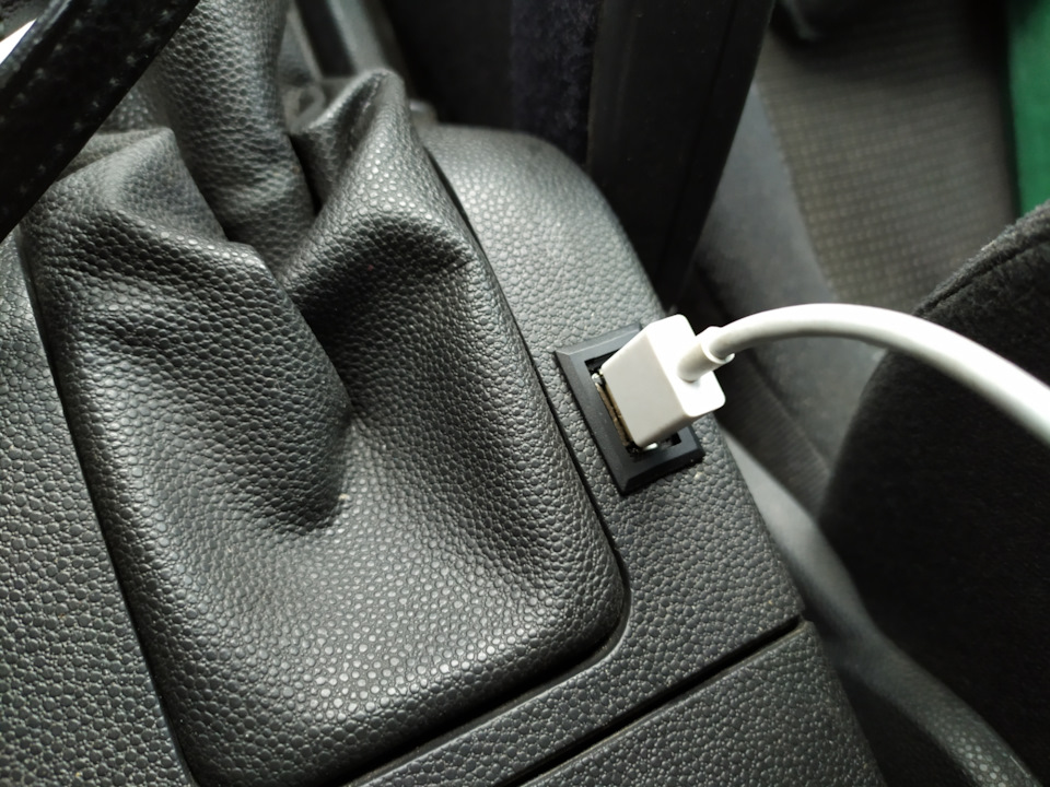 Встановлення usb гнізда заряджання. 2
