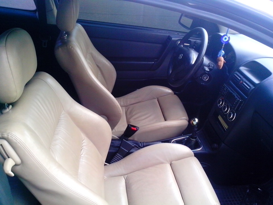 Recaro від Bertone на місці 1