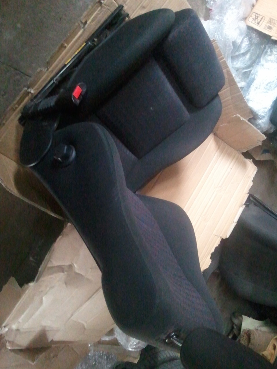 Встановлення довгоочікуваного салону Recaro 1