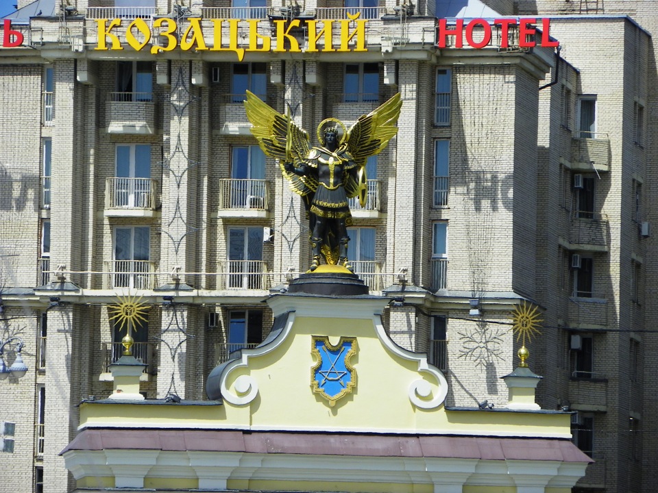Київ та SIA 2012 4