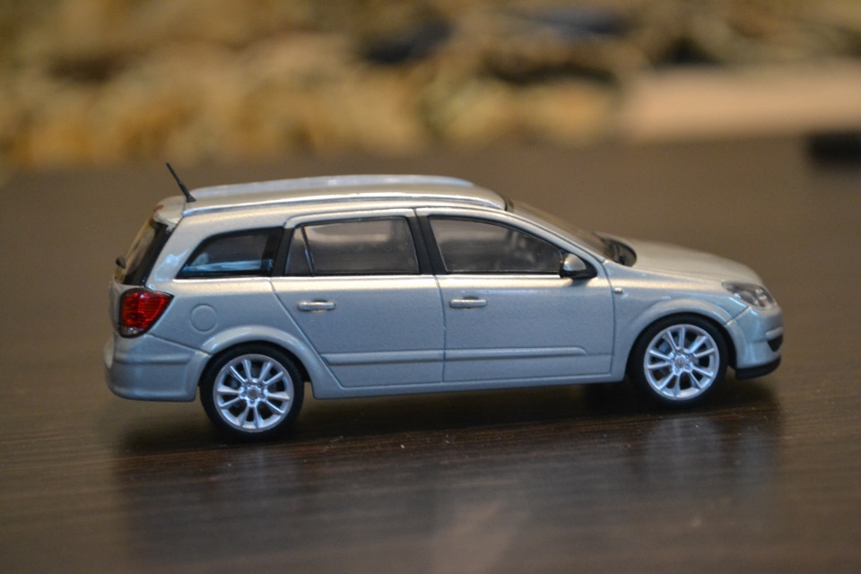 Масштабна модель Opel Astra 1:43 4