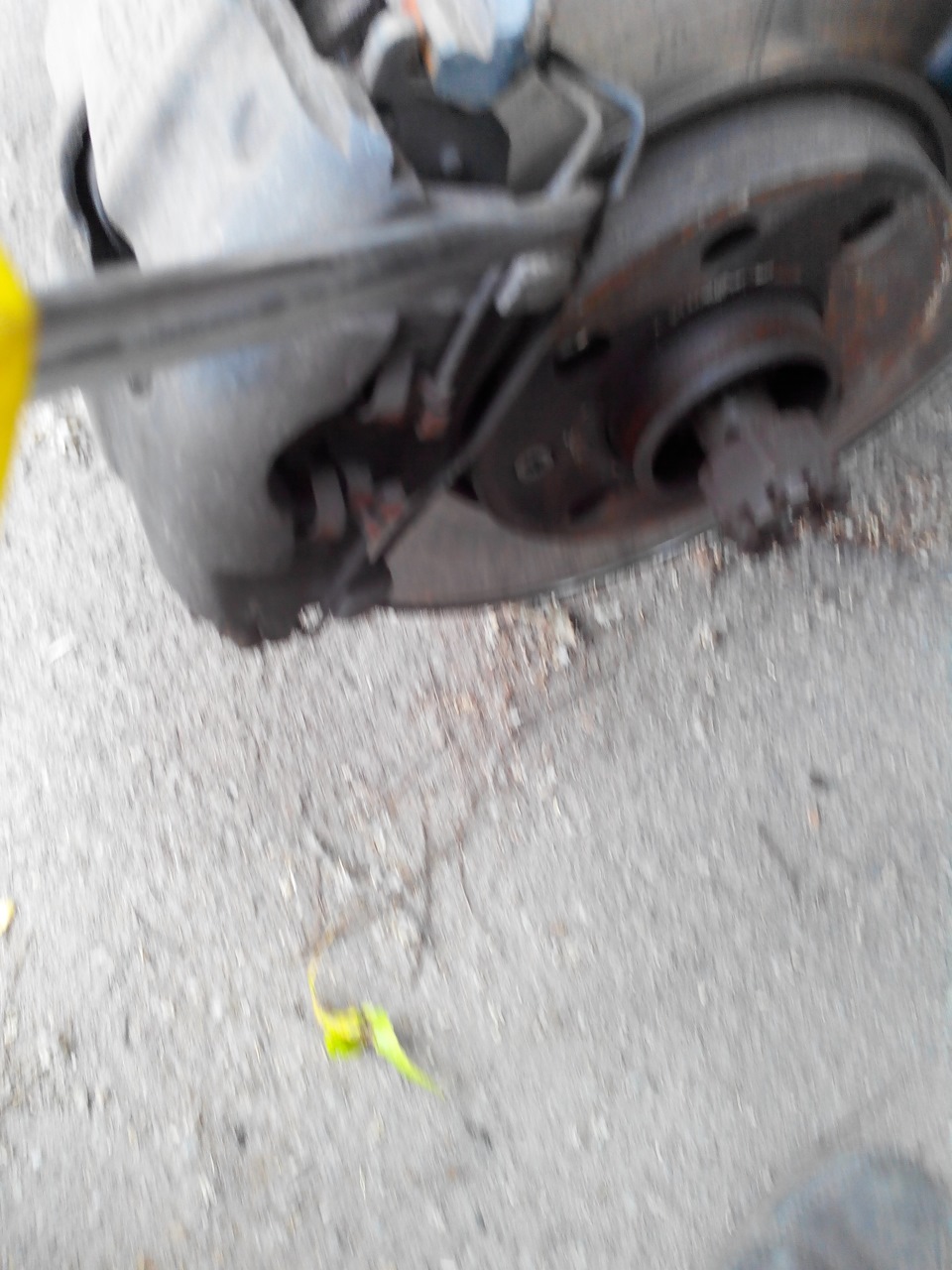 ступиця передня сторона водія 3