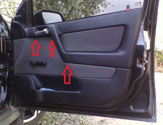 Докомплектація автомобіля або склопідйомники 2