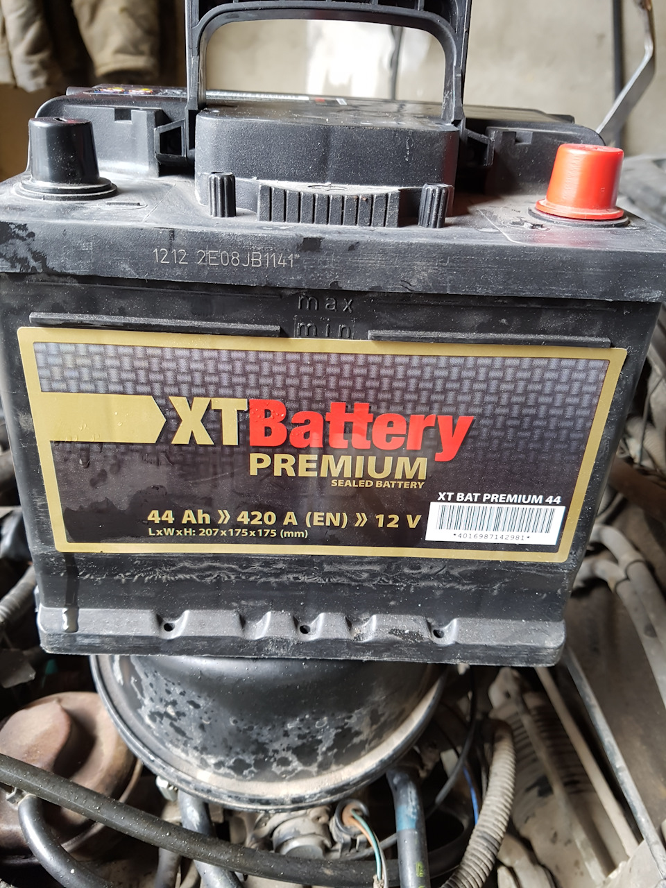 Купівля нового АКБ XTBattery Premium 44Ah 1