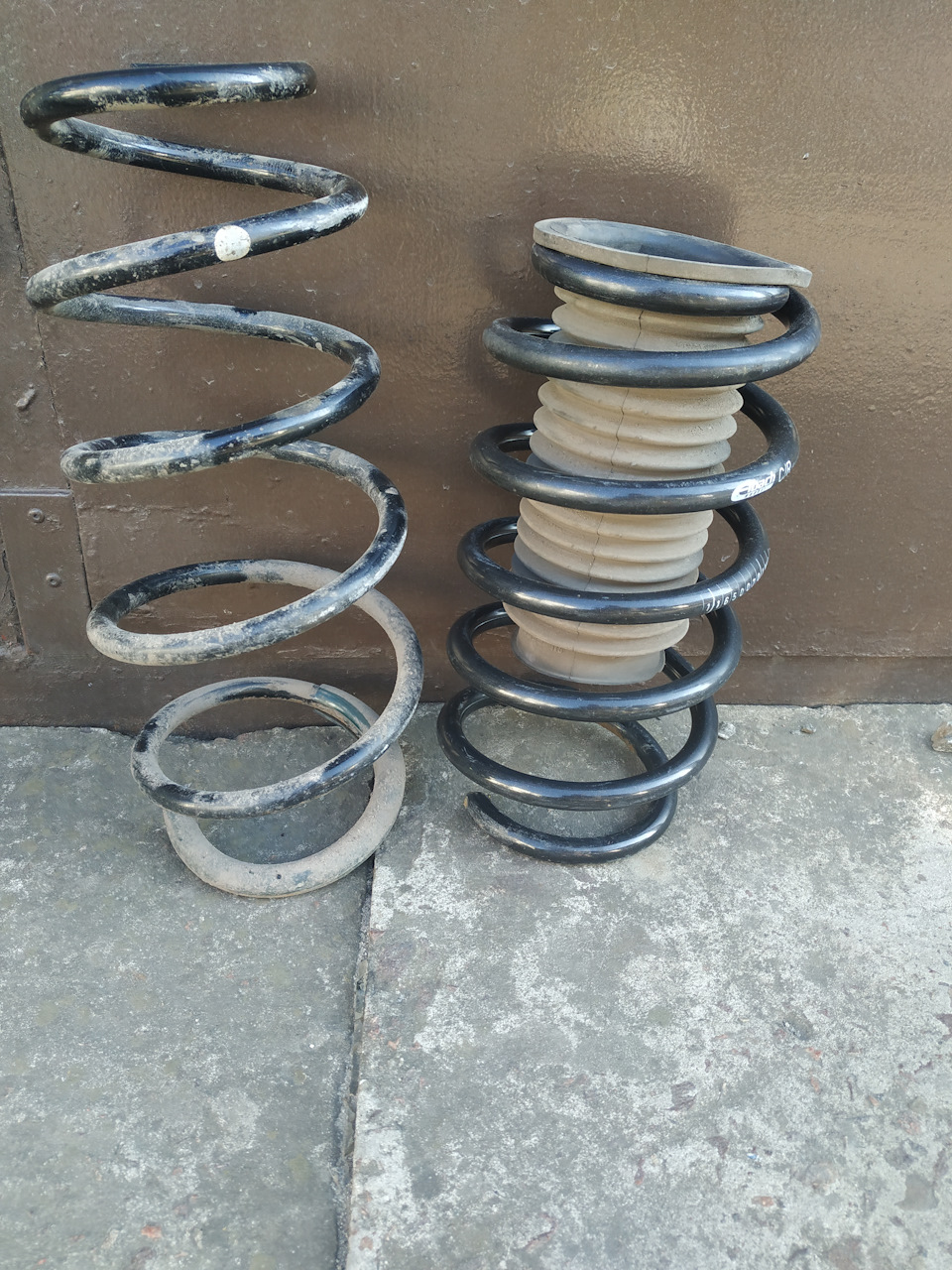 Установка пружин Eibach -30mm + стійки Sachs 5