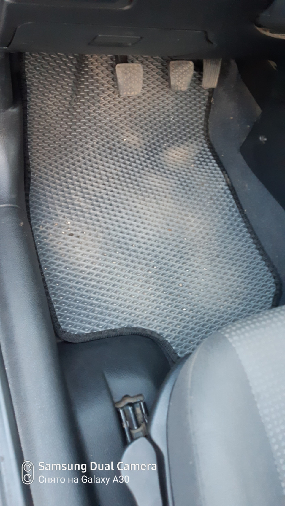 Покупка EVA килимків. Відкликання через півроку експлуатації. 4