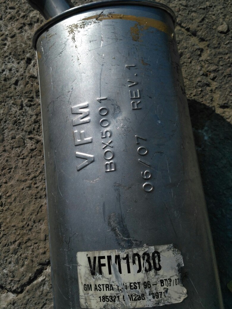 Зміна глушника. 4