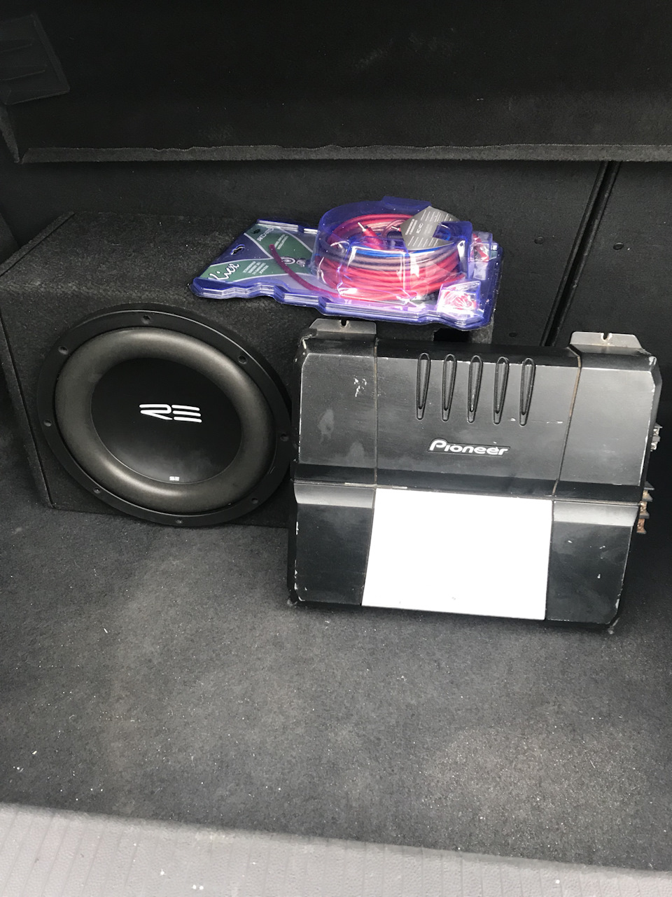 Саб і моноблок + штатна акустика на голові Pioneer 1
