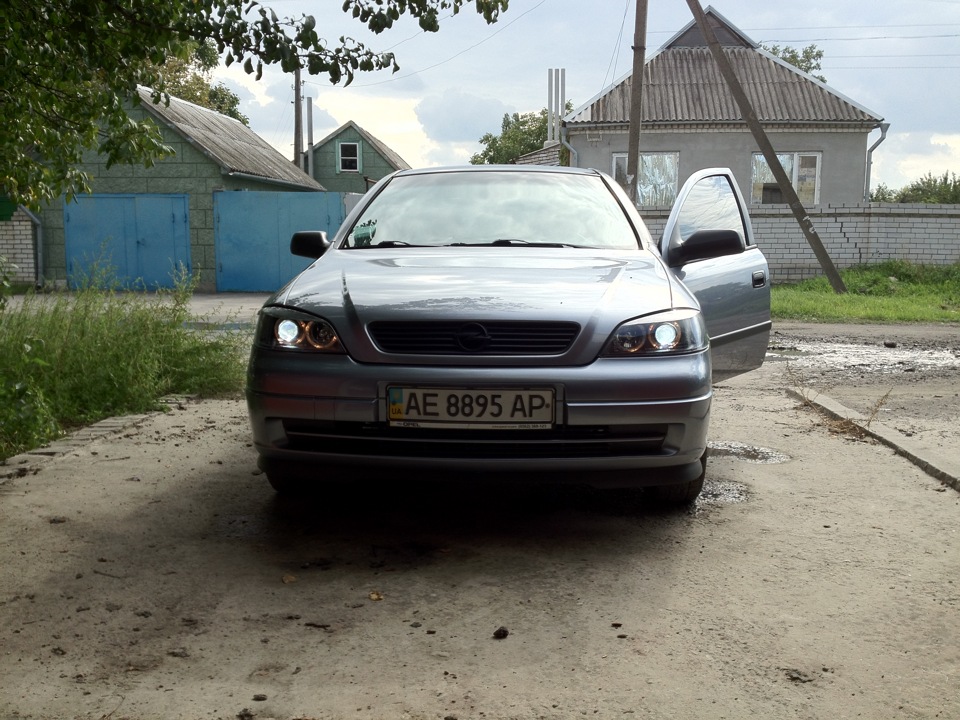 Поставив фари 4