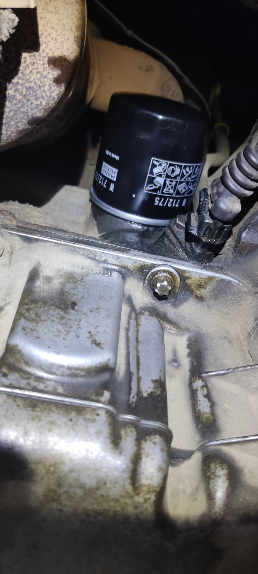 Заміна мастила та масляного фільтра 2
