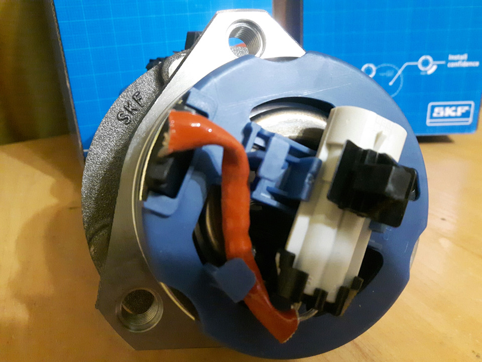 Заміна передніх маточок на SKF 5