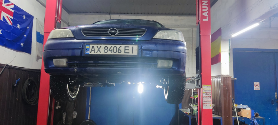 Заміна троса ручника Opel Astra G 1